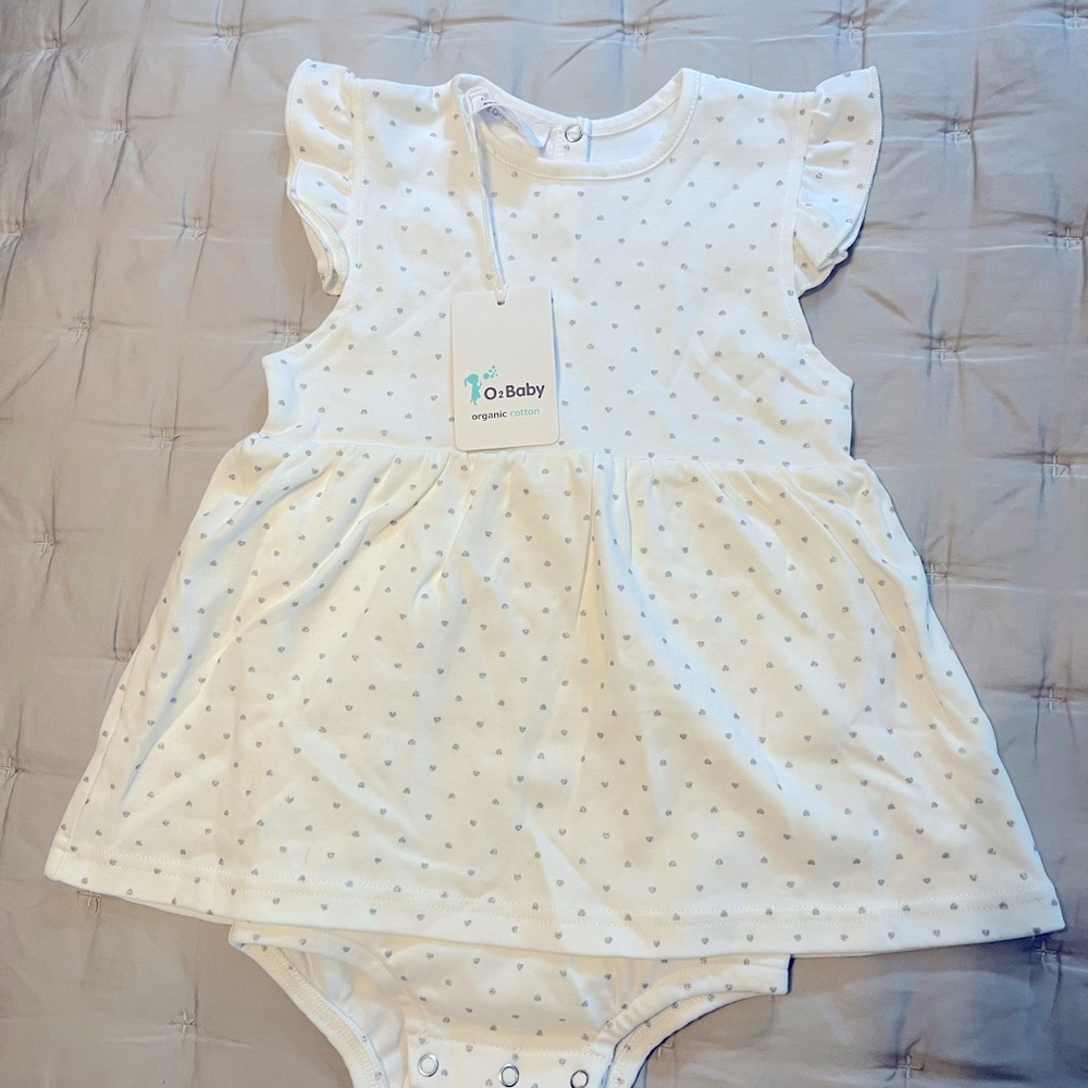 O2 Baby 12-18 months Onesie.